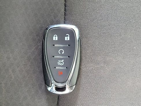 Used 2022 Chevrolet Malibu LT FWD image 32