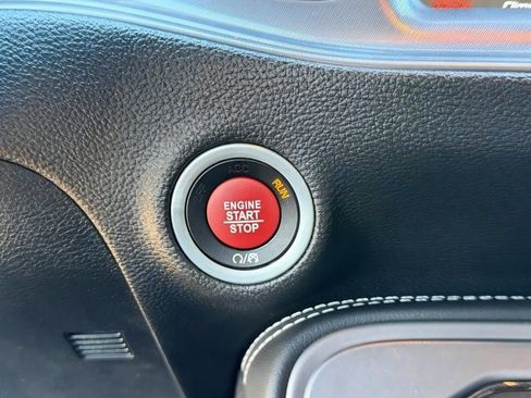 Used 2023 Dodge Challenger SRT Hellcat RWD image 27