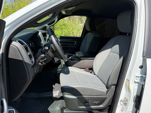 Used 2024 RAM 3500 Big Horn image 13