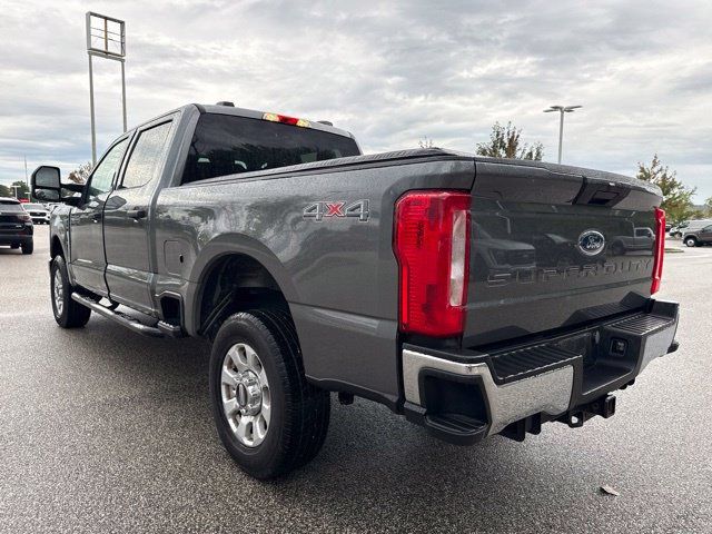 Used 2024 Ford F250 XLT AWD/4WD image 5