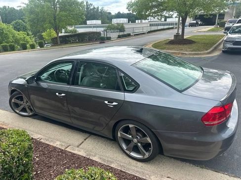 Used 2015 Volkswagen Passat 1.8T Wolfsburg Edition FWD image 9