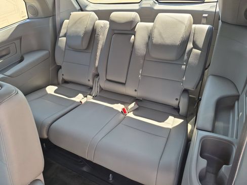 Used 2014 Honda Odyssey Touring Elite image 24