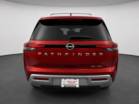 Used 2024 Nissan Pathfinder SL AWD/4WD image 5