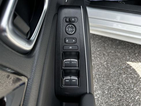 Used 2025 Honda Civic Sport Touring image 9