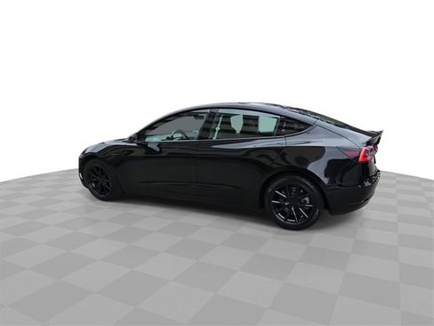 Used 2022 Tesla Model 3 Long Range image 6