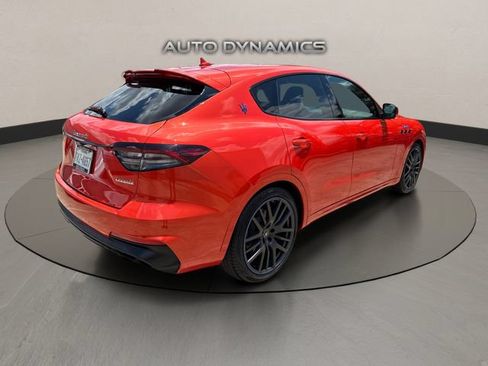 Used 2023 Maserati Levante F Tributo AWD/4WD image 4