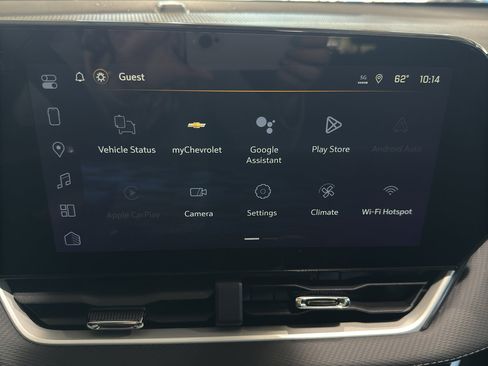 New 2026 Chevrolet Equinox LT w/ Convenience Package II image 15