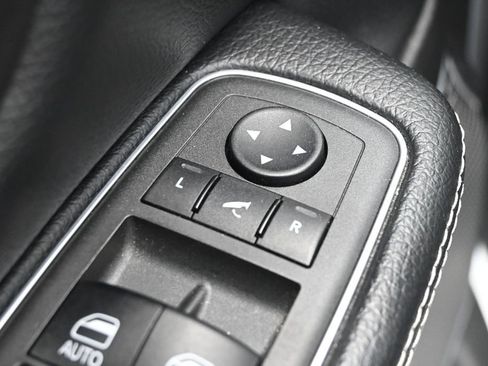 Used 2022 RAM 1500 Laramie RWD image 14