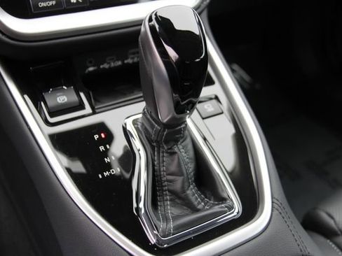 Certified 2025 Subaru Legacy Touring XT AWD/4WD image 30