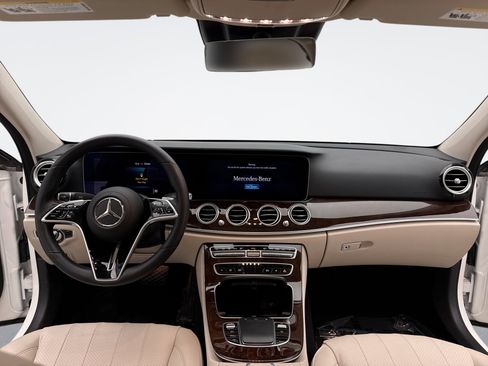 Used 2022 Mercedes-Benz E 350 4MATIC Sedan image 14