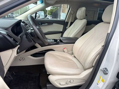 Certified 2020 Lincoln Nautilus Reserve AWD/4WD image 11