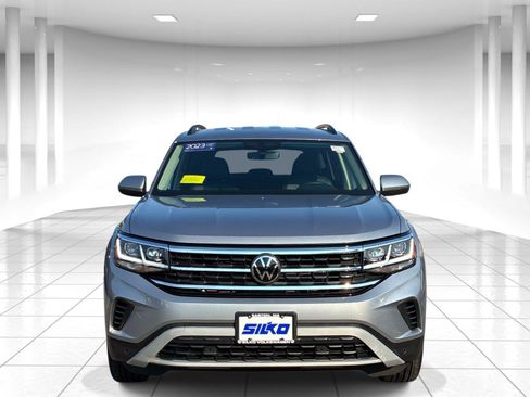 Certified 2023 Volkswagen Atlas SE AWD/4WD image 2
