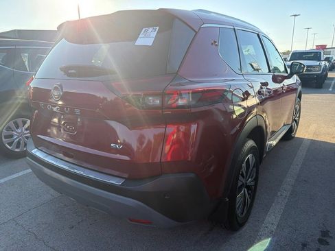 Used 2023 Nissan Rogue SV w/ SV Premium Package FWD image 4