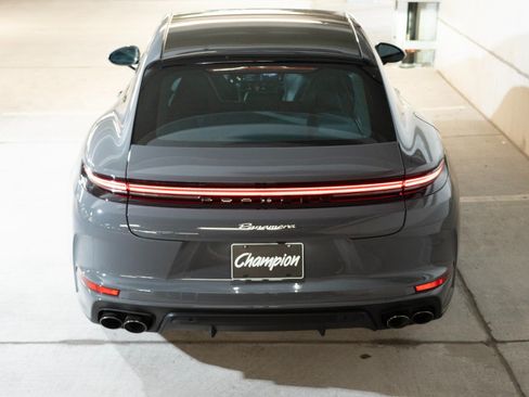 Certified 2025 Porsche Panamera image 10