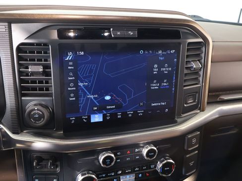 Used 2025 Ford F150 King Ranch w/ FX4 Off-Road Package image 7