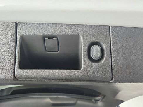 Used 2019 GMC Yukon XL SLT w/ Open Road Package image 52
