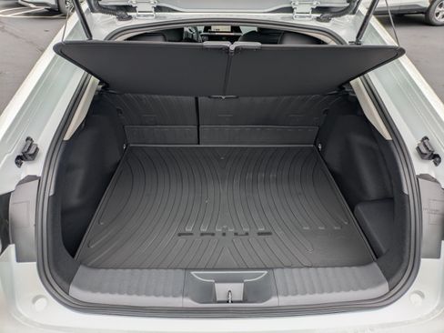 New 2026 Toyota Prius Plug-In Hybrid FWD image 14