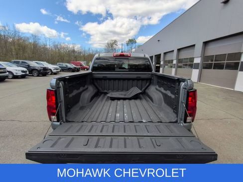Certified 2023 Chevrolet Colorado LT w/ LT Convenience Package II AWD/4WD image 27