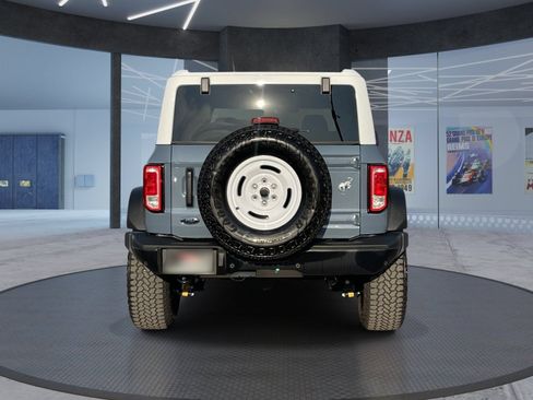 Used 2025 Ford Bronco Heritage Edition AWD/4WD image 5