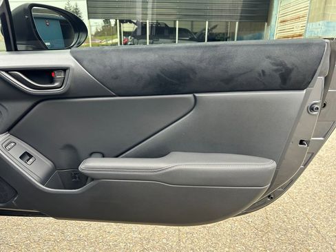 Used 2025 Toyota GR86 Premium RWD image 26