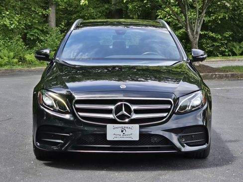 Used 2019 Mercedes-Benz E 450 4MATIC Wagon w/ Premium Package image 9