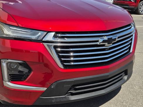Certified 2023 Chevrolet Traverse Premier w/ LPO, Cargo Package FWD image 8
