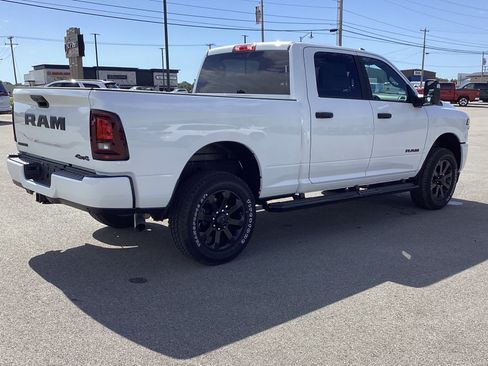New 2026 RAM 2500 Big Horn AWD/4WD image 3
