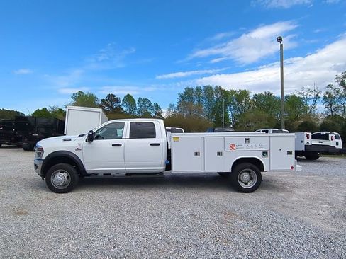 New 2026 RAM 5500 Tradesman w/ Chrome Appearance Group AWD/4WD image 2