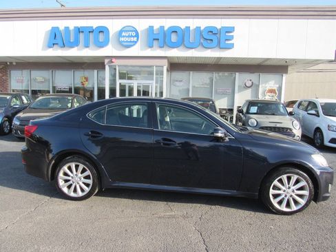 Used 2009 Lexus IS 250 AWD image 38
