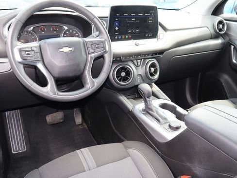 Used 2024 Chevrolet Blazer LT w/ Redline Edition FWD image 4