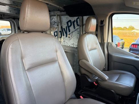 Used 2016 Ford Transit 250 130 Low Roof w/ Exterior Upgrade Package image 40