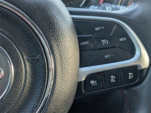 Used 2021 Jeep Compass Trailhawk image 28