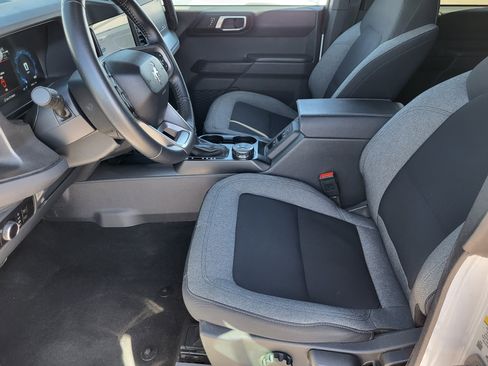 Used 2025 Ford Bronco Big Bend image 16