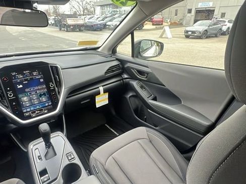 Used 2025 Subaru Crosstrek 2.0i Premium AWD/4WD image 24