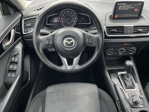Used 2016 MAZDA MAZDA3 i Sport w/ Preferred Equipment Package image 11