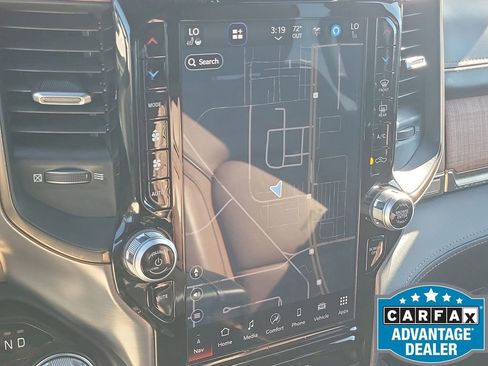 Used 2024 RAM 1500 Limited image 32