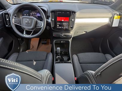 New 2026 Volvo XC40 B5 Ultra w/ Protection Package Premier