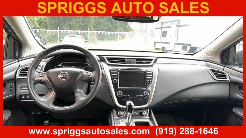 Used 2020 Nissan Murano SL w/ Moonroof Package AWD/4WD image 7