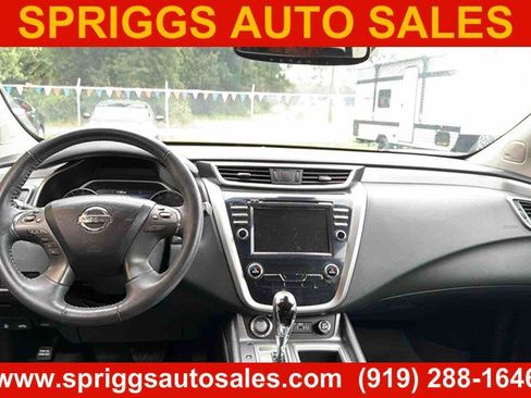 Used 2020 Nissan Murano SL w/ Moonroof Package AWD/4WD image 7