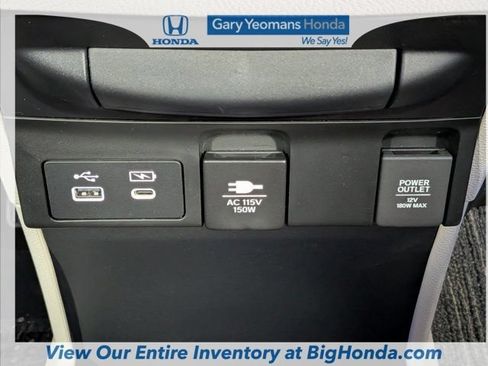Certified 2025 Honda Odyssey Elite image 34