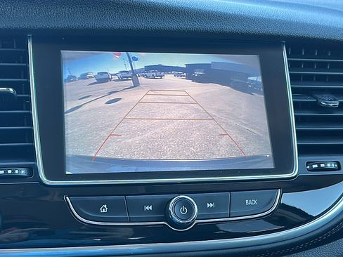 Used 2018 Buick Encore Preferred image 32