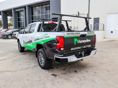 Used 2024 Chevrolet Colorado LT w/ LT Convenience Package image 9