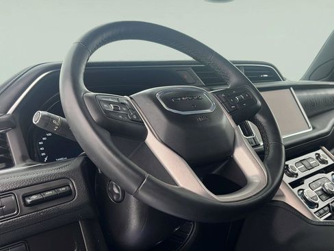 Used 2024 GMC Yukon XL Denali image 14