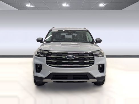 New 2026 Ford Explorer Active w/ Active Comfort Package image 5