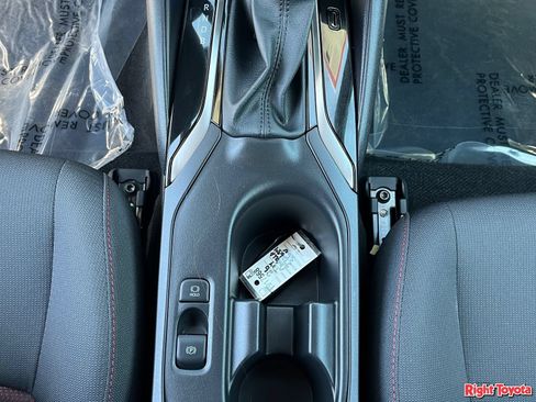 Certified 2026 Toyota Corolla SE w/ SE Package FWD image 31