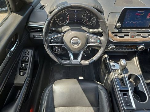 Used 2019 Nissan Altima 2.5 SL AWD/4WD image 12