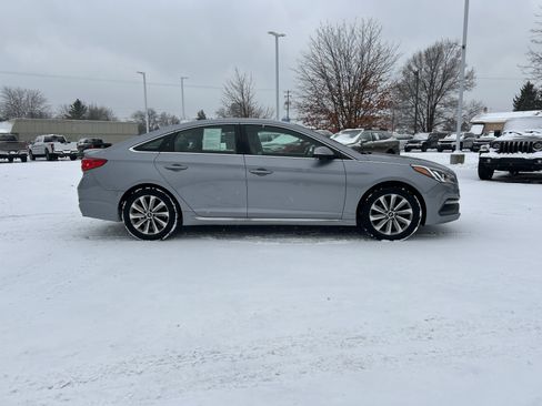 Used 2015 Hyundai Sonata Sport image 2