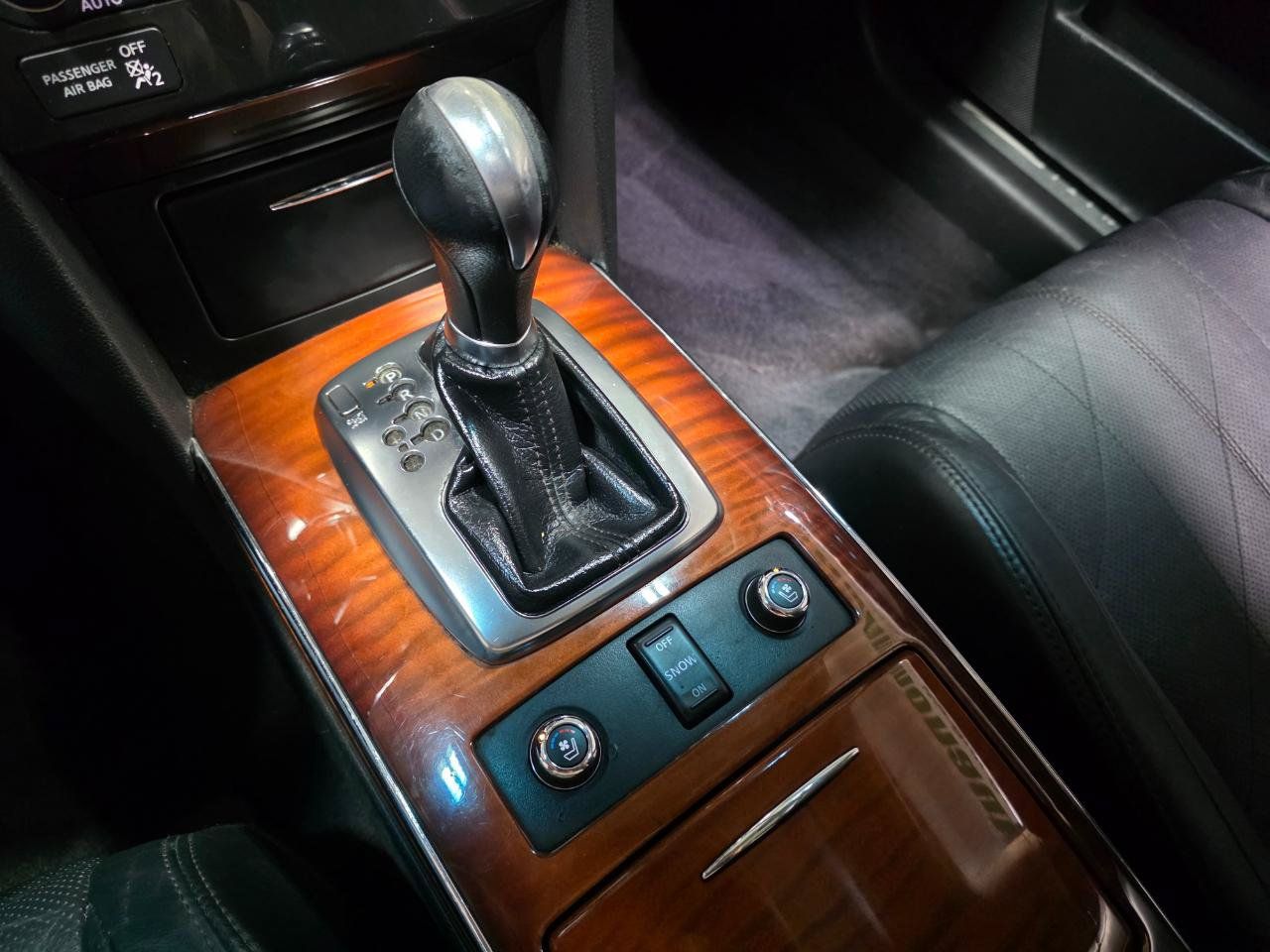 Used 2013 INFINITI FX37 AWD w/ Premium Pkg image 36