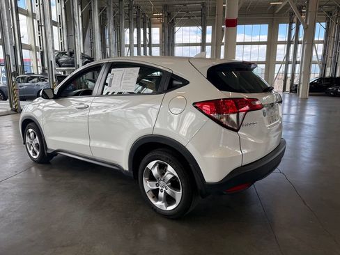 Used 2022 Honda HR-V LX image 5