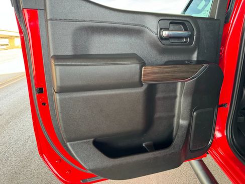 Used 2019 Chevrolet Silverado 1500 LT Trail Boss image 20